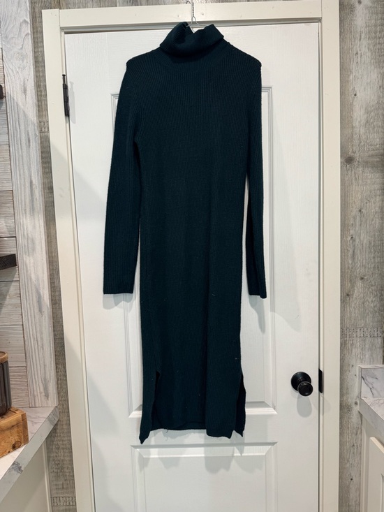 Lulus Dresses & Skirts - Lulu's Dark Green Ribbed Turtleneck Midi Dress